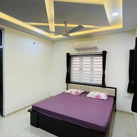 Luxurious 3 BHK Villa In Bhuj - Shivani Homestay Esterno foto