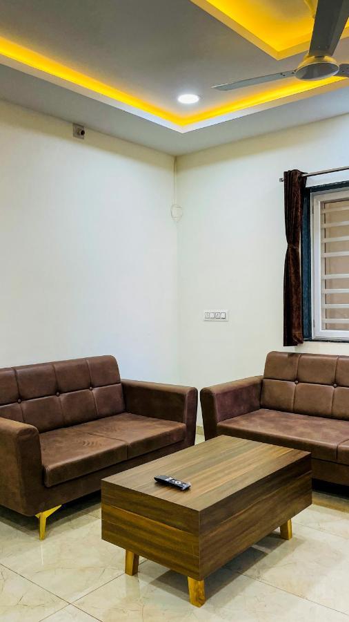 Luxurious 3 BHK Villa In Bhuj - Shivani Homestay Esterno foto