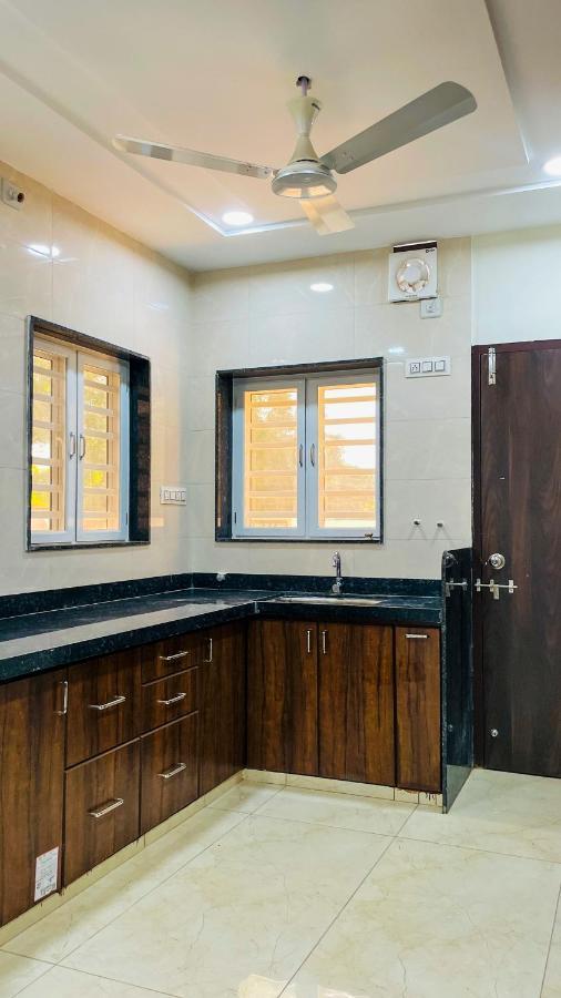 Luxurious 3 BHK Villa In Bhuj - Shivani Homestay Esterno foto