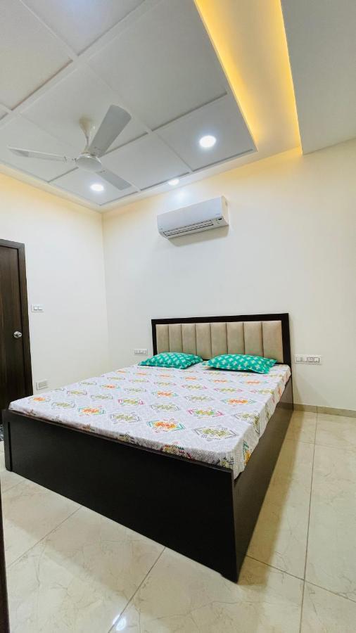 Luxurious 3 BHK Villa In Bhuj - Shivani Homestay Esterno foto