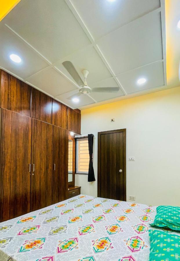 Luxurious 3 BHK Villa In Bhuj - Shivani Homestay Esterno foto